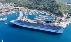 Marmaris'e "MSC Divina" kruvaziyeri 3 bin 786 turistle geldi