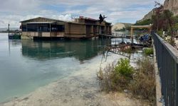 Fırat Nehri taştı, her yeri su bastı