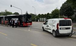 Yasak dönüş kazayı getirdi :13 yaralı