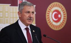 Özdağ: “Heybeliada’nın Vatikanlaşmasına izin verilemez”