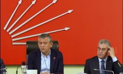 Özgür Özel, yeniden CHP TBMM Grup Başkanı seçildi