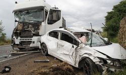Zincirleme trafik kazası: 8 yaralı, 1 gözaltı