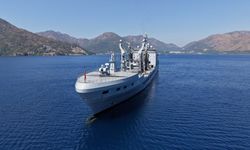 TCG Derya, Denizkurdu Tatbikatı'nda lojistik gücünü sergiliyor