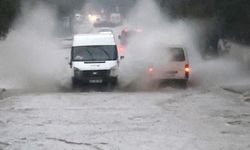 Muğla’nın 7 ilçesine gök gürültülü sağanak yağmur uyarısı