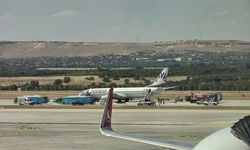İniş takımı arızalanan SunExpress uçağı paniğe neden oldu
