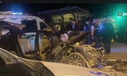 Otomobil kamyona çarptı: 3 ölü, 1 yaralı
