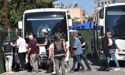 Ege Üniversitesi'nde eski başhekim dahil 27 tutuklama