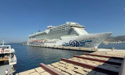 Dev kruvaziyer gemisi yeniden Bodrum’a geldi