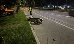 Devrilen motosikletin sürücüsü hayatını kaybetti