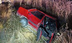 İki otomobilin çarpıştığı kazada 1 kişi öldü, 4 kişi yaralandı