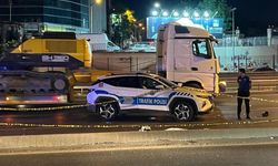 Kontrolden çıkan motosiklet direğe çarptı: 2 ölü