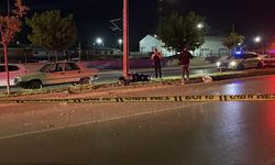 Aydınlatma direğine çarpan motosikletteki 2 kişi ağır yaralandı