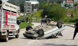 Takla atan otomobilin sürücüsü yaralandı