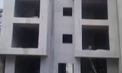 İnşaatın çatı katında yangın çıktı