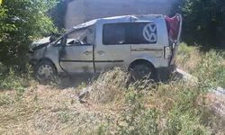 Evin bahçesine çarpan sürücü hayatını kaybetti