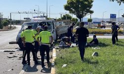 2 kamyonet çarpıştı: 5 yaralı