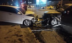 Gece meydana gelen trafik kazalarında 2’si ağır 14 kişi yaralandı