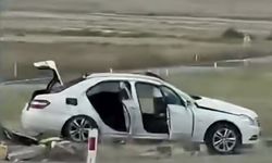 Kamyon ile otomobil çarpıştı: 3 ölü, 2 yaralı