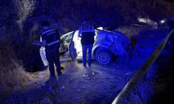 Kontrolden çıkan otomobil şarampole uçtu: 3 ölü, 1 yaralı