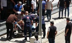 Kent merkezinde 1 kişi ayaklarından vuruldu