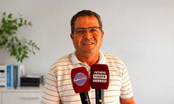MHP’nin ilçe kongresinde Ozan Manas sürprizi