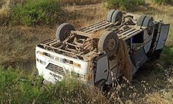 İşçileri taşıyan midibüs kaza yaptı: 16 Yaralı