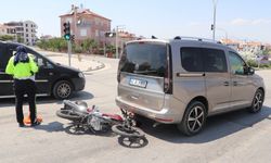 Ticari araca arkadan çarpan motosikletin sürücüsü yaralandı