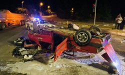 Ters dönen Tofaş’ın içindeki 2 kişi yaralandı