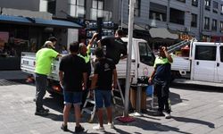 Fethiye Sokaklarında Türkçe, İngilizce ve Çince tabelalar yerleştiriliyor