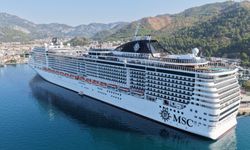 Dev kruvaziyer Marmaris’e 4 Bin 239 Turist getirdi