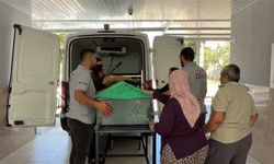 Babasının minibüsünün altında kalan bebek kurtarılamadı