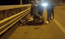 Kamyona arkadan çarpan motosikletin sürücüsü hayatını kaybetti