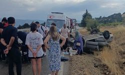 Burdur'da otomobilin şarampole devrilmesi sonucu 4 kişi yaralandı