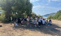 Fethiye’de 19 düzensiz göçmen ve beraberindeki 20 çocuk yakalandı