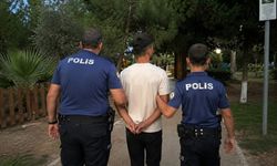 Parkta genel adaba ve ahlaka aykırı davranışlarda bulunan 2 kişi gözaltına alındı