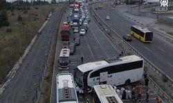 İETT otobüsü ve yolcu otobüsü çarpıştı: 4 yaralı