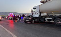 Tankerin çarptığı otomobildeki karı koca öldü