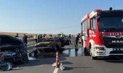 İki otomobilin çarpıştığı kazada 1 kişi öldü, 2 kişi yaralandı