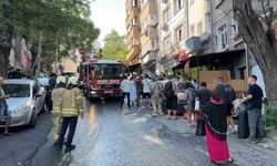 Otelde yangın çıktı 17 kişi tahliye edildi