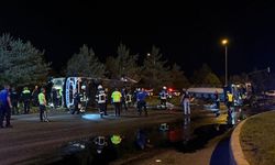 Yolcu otobüsüyle yakıt tankeri çarpıştı: 4’ü ağır, 39 yaralı