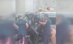 Pikap ile hafif ticari araç kafa kafaya çarpıştı: 3 yaralı