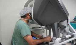 Ürolojide robotik ameliyatla üç boyutlu ve hassas cerrahi