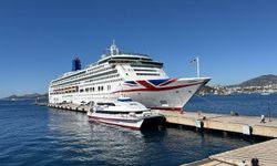 Bodrum'a "Aurora" kruvaziyeriyle 1814 turist geldi
