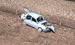 Şarampole yuvarlanan otomobildeki bebek öldü, 6 kişi ise yaralandı