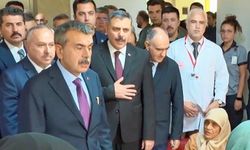 Bakanlar Çiftçi ve Tekin, Turgutlu’da yaralı öğrencileri ziyaret etti
