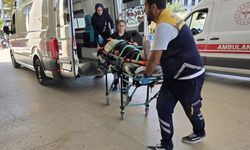 Otomobiller kafa kafaya çarpıştı: 6 yaralı