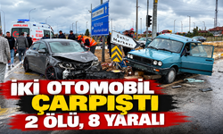 İki otomobil çarpıştı: 2 ölü, 8 yaralı