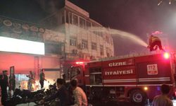 Galibiyet kutlamalarında 3 iş yeri ve 1 araç yandı: 1 itfaiye eri yaralandı