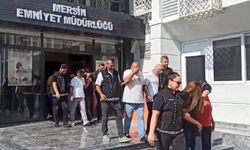 Hastane otoparkındaki araçtan 256 bin 900 sentetik ecza hap çıktı: 2 şüpheli tutuklandı