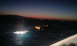 Yunanistan'ın ölüme terk ettiği 57 düzensiz göçmen kurtarıldı